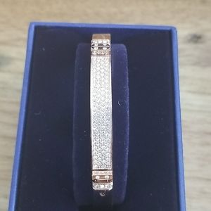 NWT Swarovski Rose Gold Bangle Bracelet